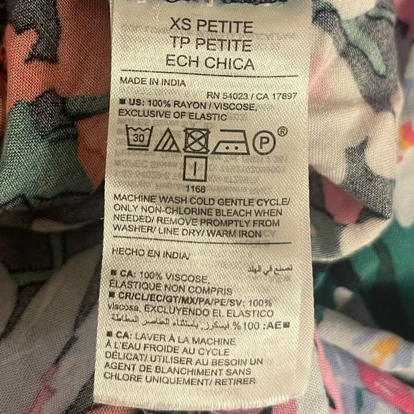 Old Navy Red and Green Strapless Sundress - Picture 7 of 10